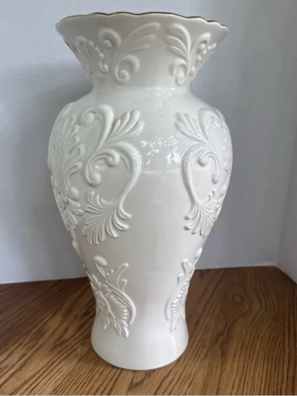 Rare find Lenox 16 inch Georgian  Elegant Embossed Ceramic Vase
